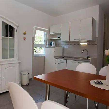 In With Sea View, Terrace, Air Conditioning, Wifi 849-1 Podgora (Split-Dalmatia)